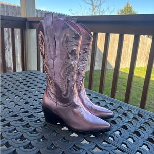 Metallic Pink Western Boots